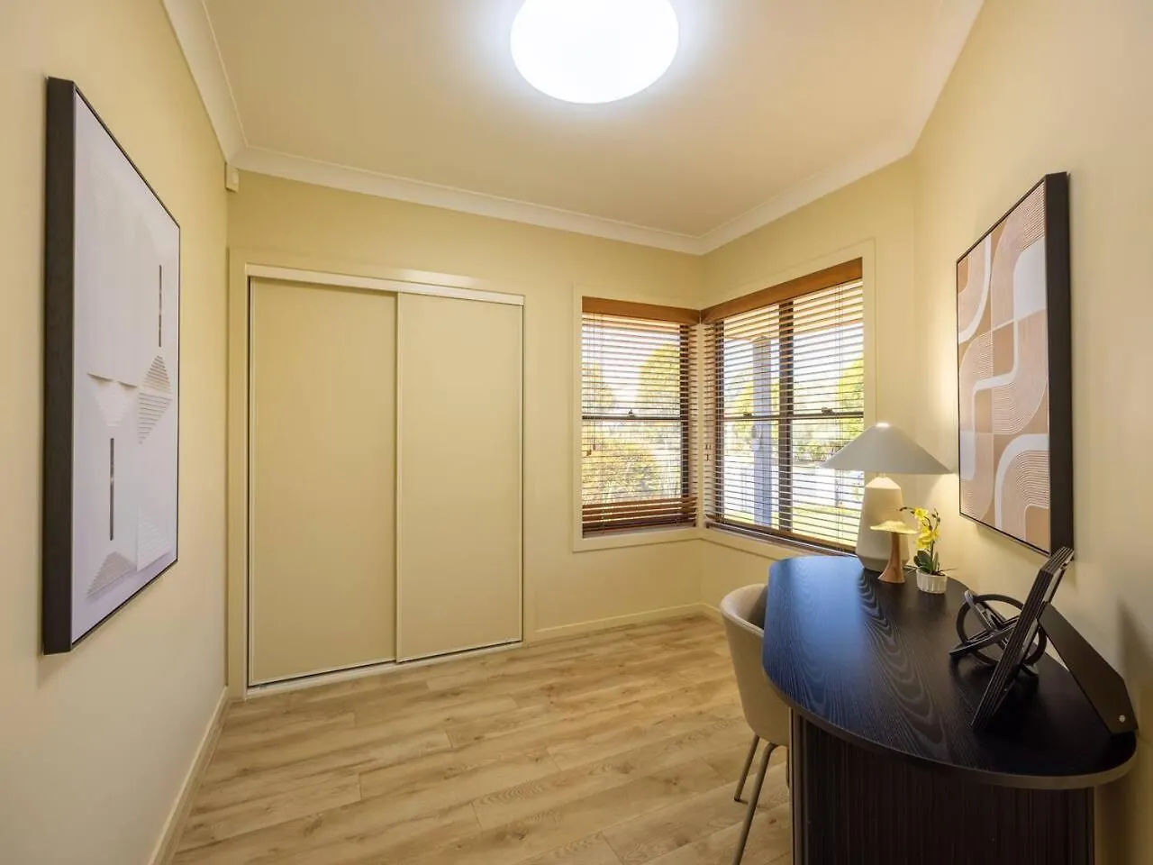 Bauhaus Design 5 Bedrooms Home At Carindale بريزبين 0*,