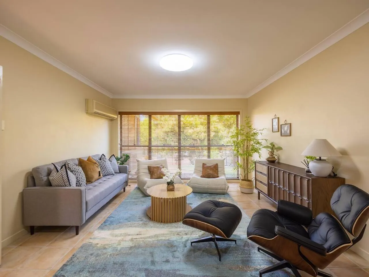 Bauhaus Design 5 Bedrooms Home At Carindale بريزبين